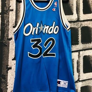 Shaquille O’Neal champion jersey